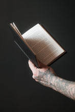 Load image into Gallery viewer, Book-Club (Club de libros)